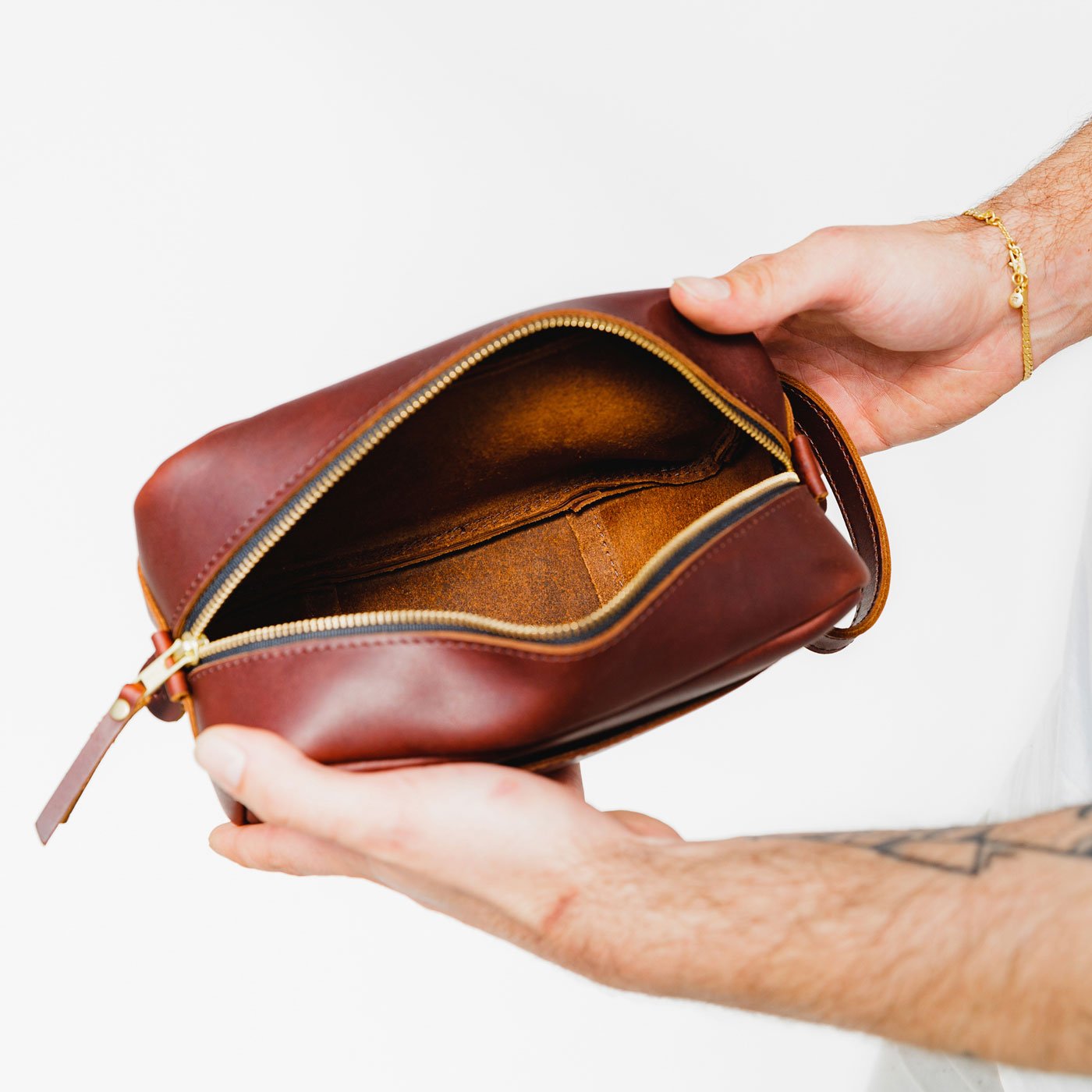 Almost Perfect' Deluxe Dopp Kit