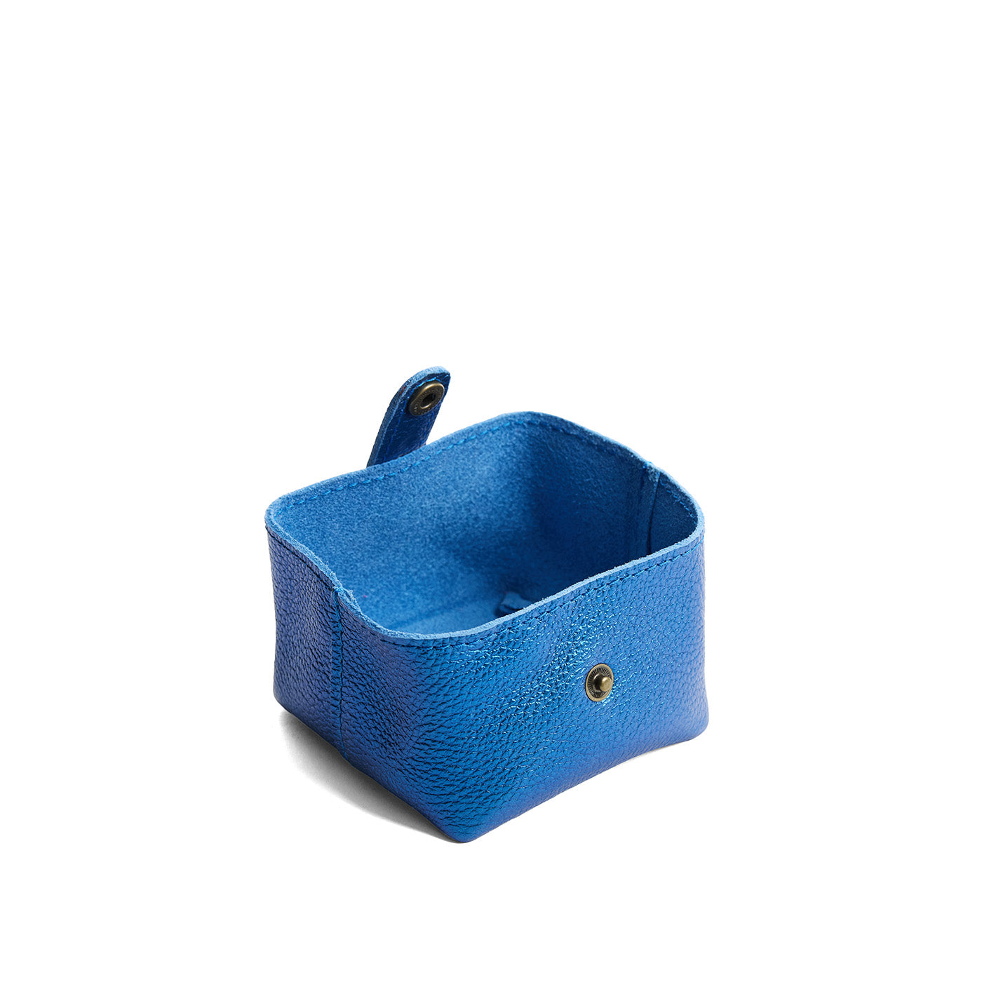 Howler Pouch