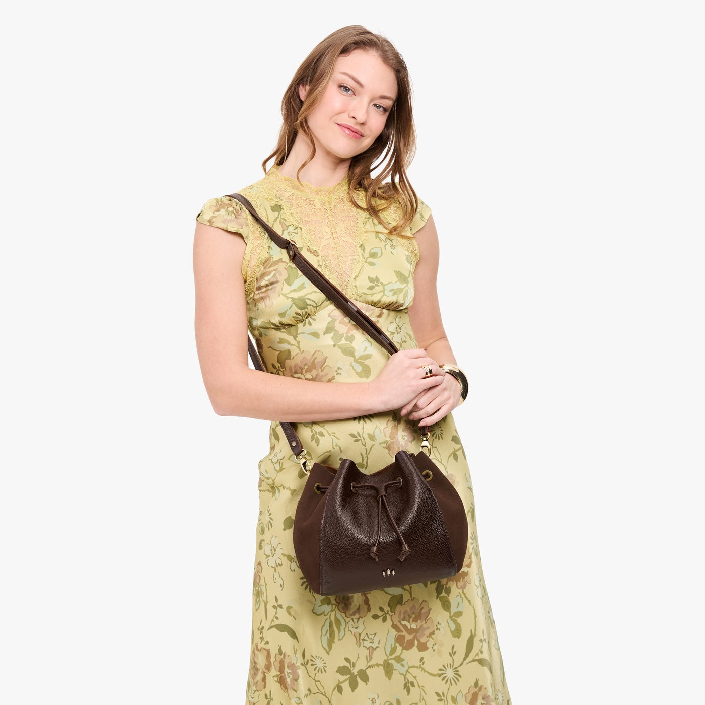 Nest Bucket Bag
