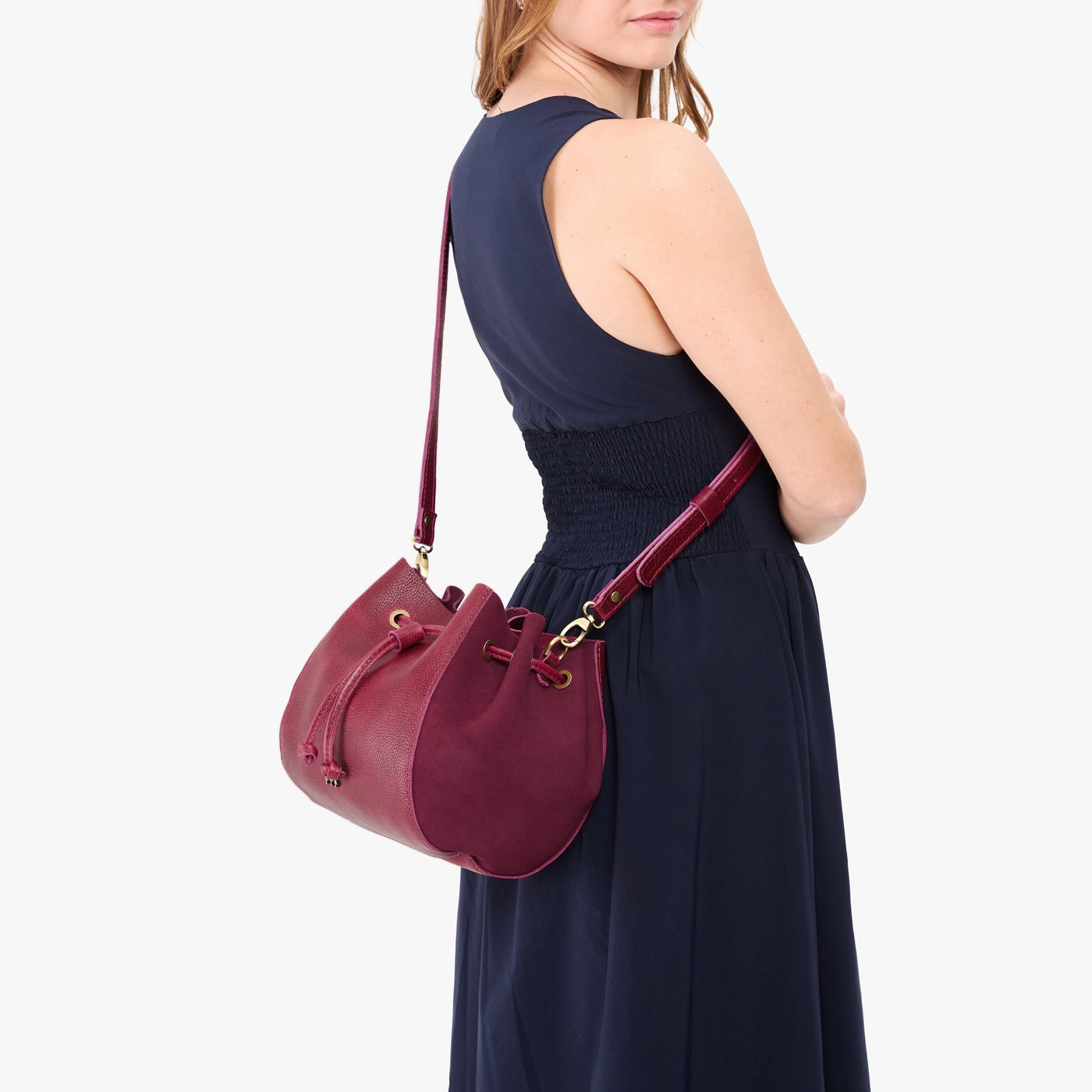 Nest Bucket Bag
