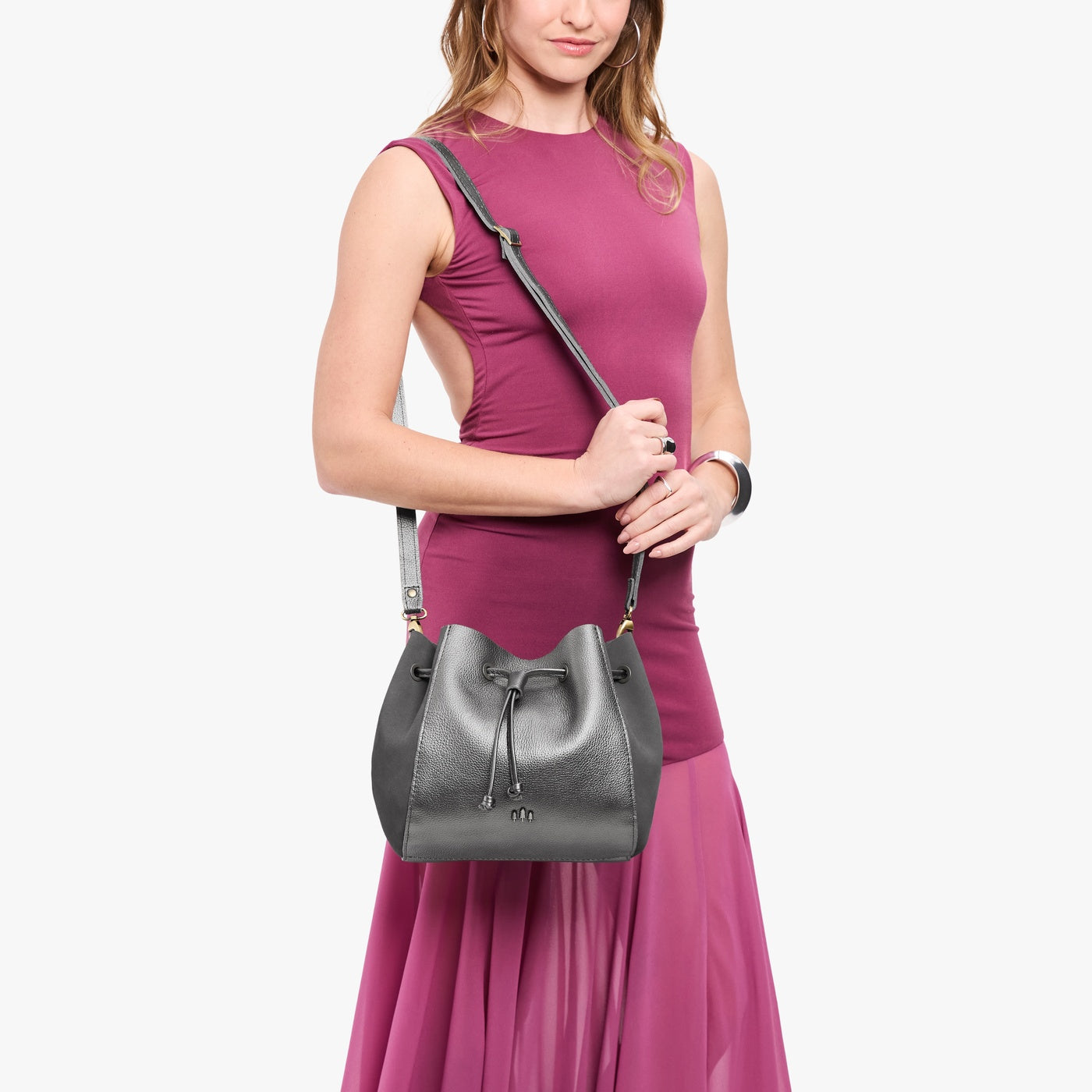 Nest Bucket Bag