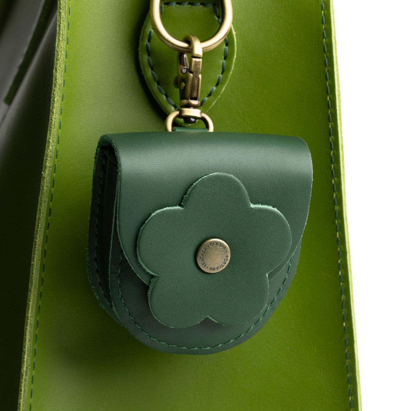 Petunia Pouch