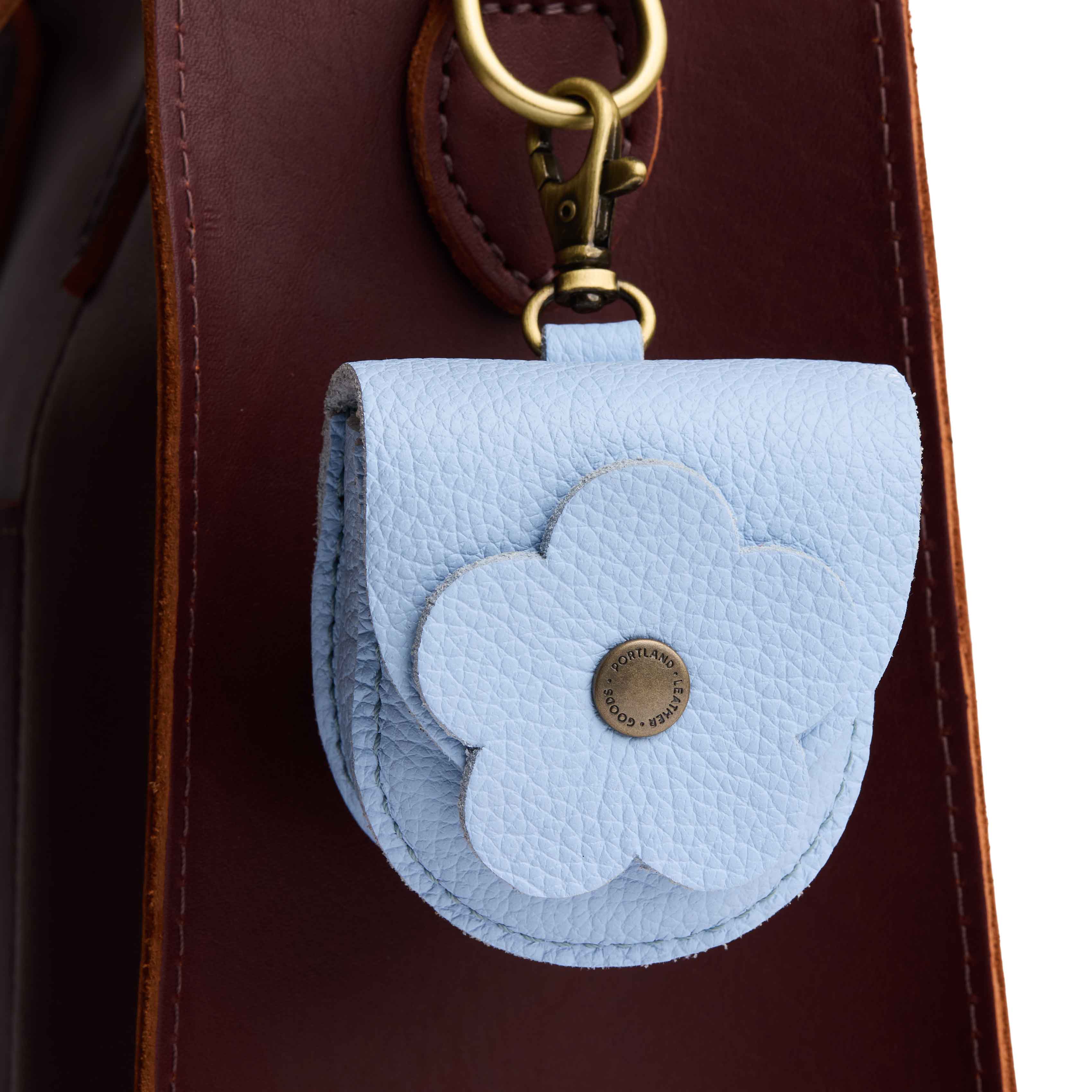 Petunia Pouch