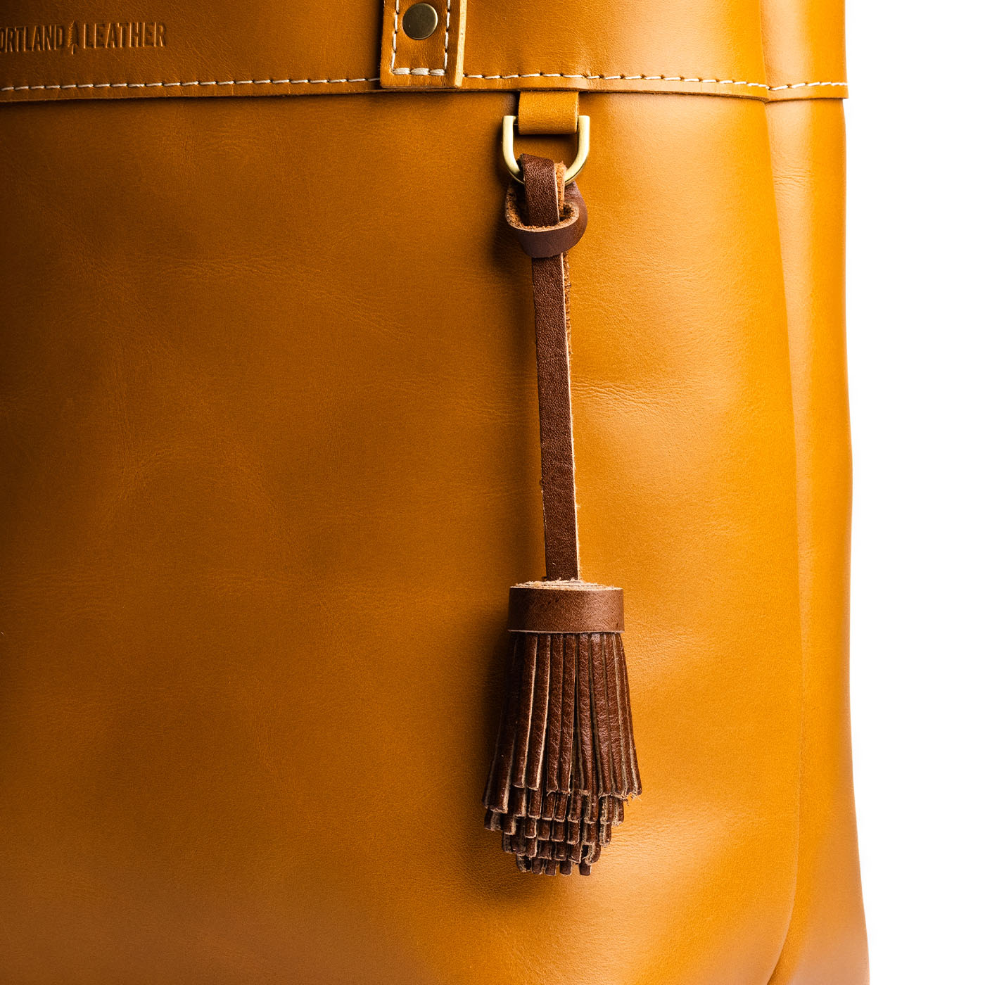 Pom Tassel